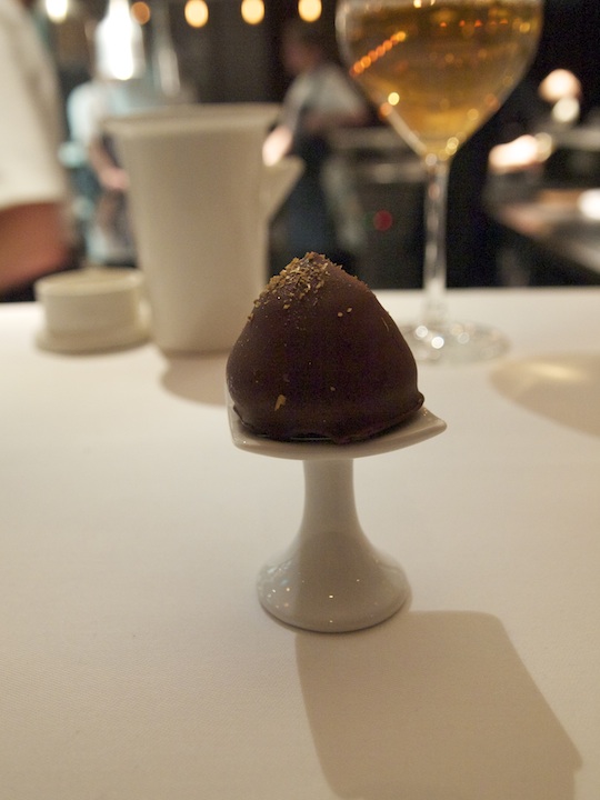 Bubbledogs' Kitchen Table in Fitzrovia, London (review by ElizabethOnFood)